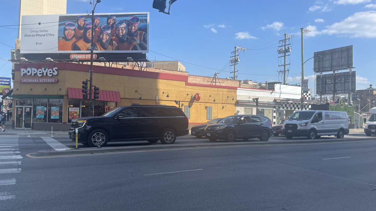 WestLoopTom tweet media