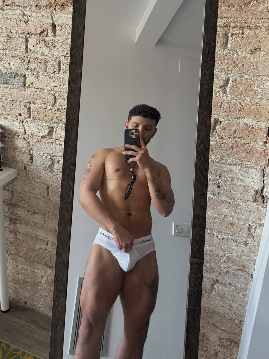 𝓂𝑒𝓂𝑜 tweet media