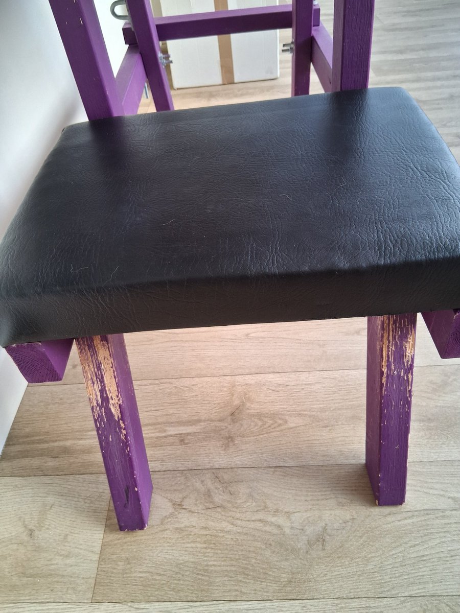 MissCforCP's tweet photo. *slave wanted* for a particular task of repainting my beloved bench!

No wasters. Genuine enquiries only!! Do not contact me if you live more than 30 miles from Portsmouth! Keep messages short and simple. I won't respond if they are too long!

Miss C https://t.co/hAoBrcSEqp