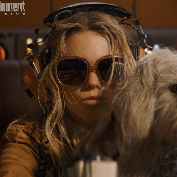 lizzie 🍓 tweet media