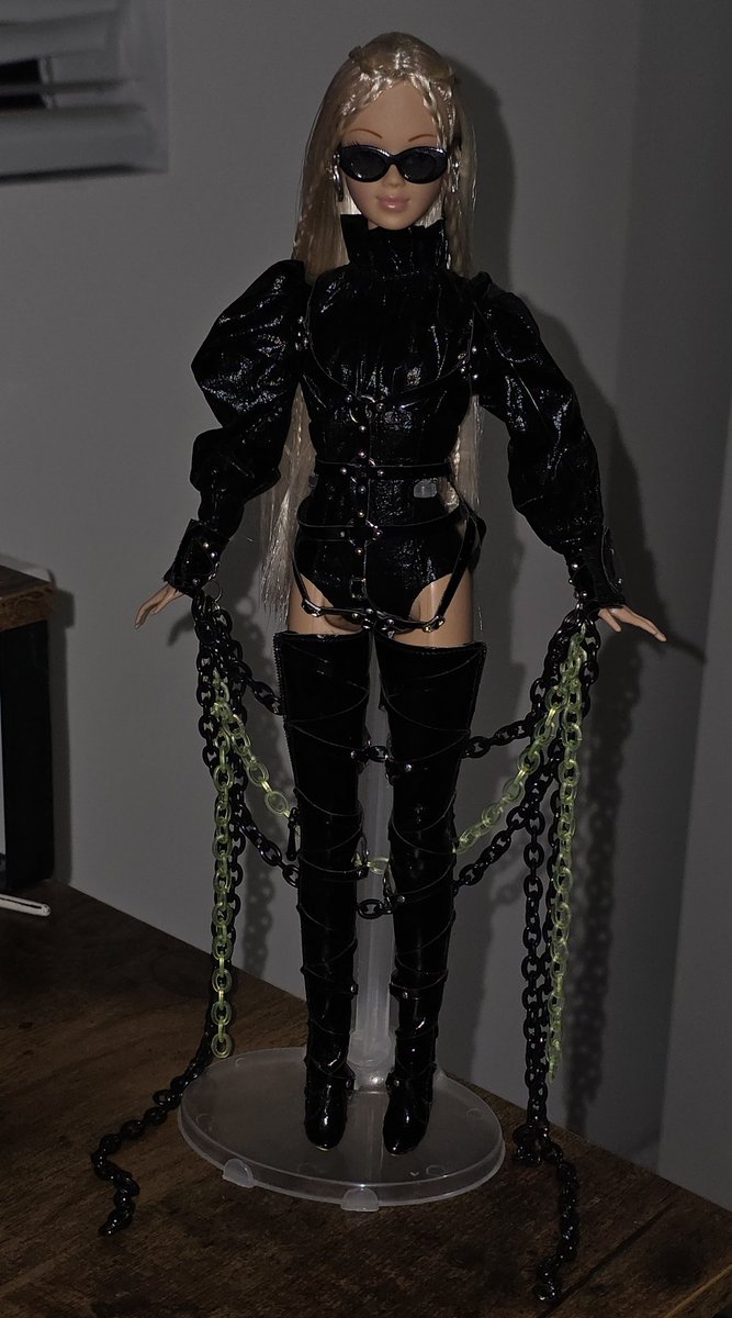 biggest tanya stan twіtter tweet media