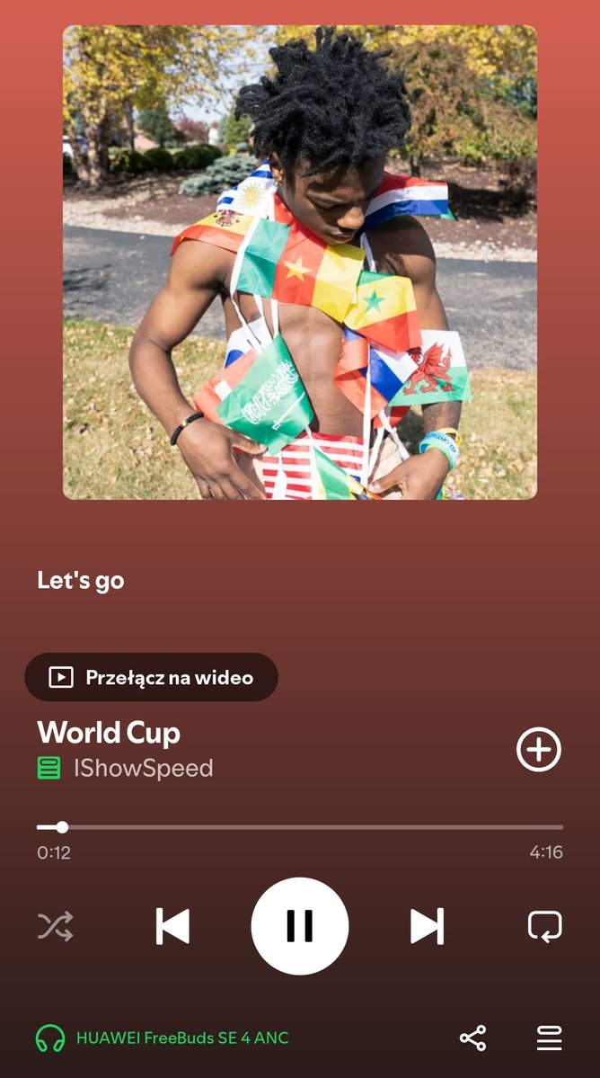 Nezelciak tweet media