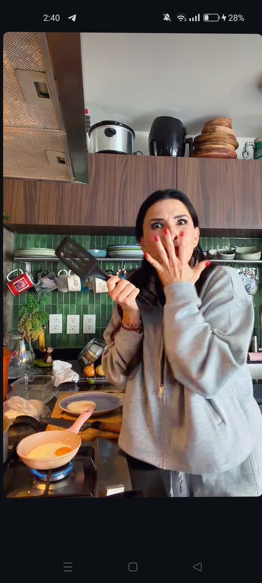 Su | La Chamana🔮 tweet media