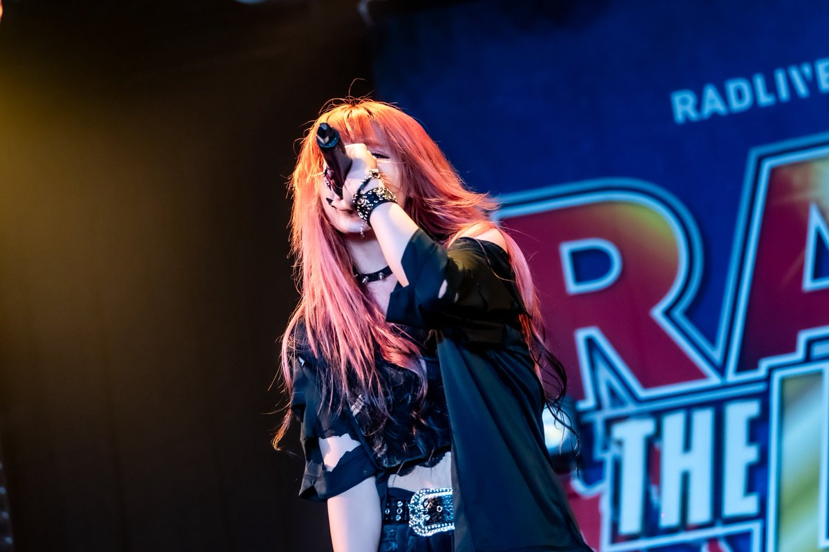 イル× 7 tweet media