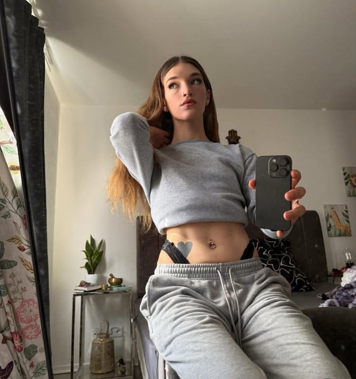 victor_sonja's tweet photo. Wanna come hang around this transgender Dom? https://t.co/Wrl8CqrE1A