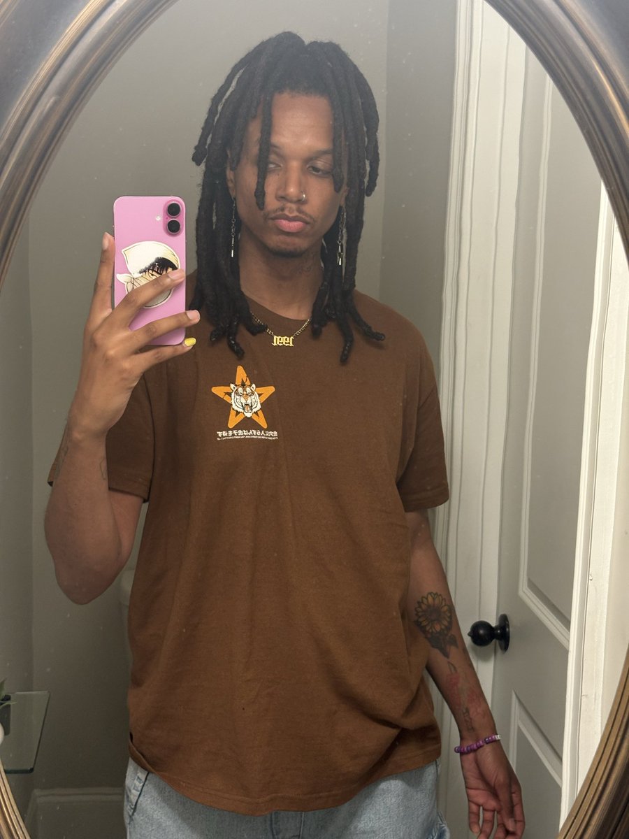 ☀️ S U N 🌻 tweet media