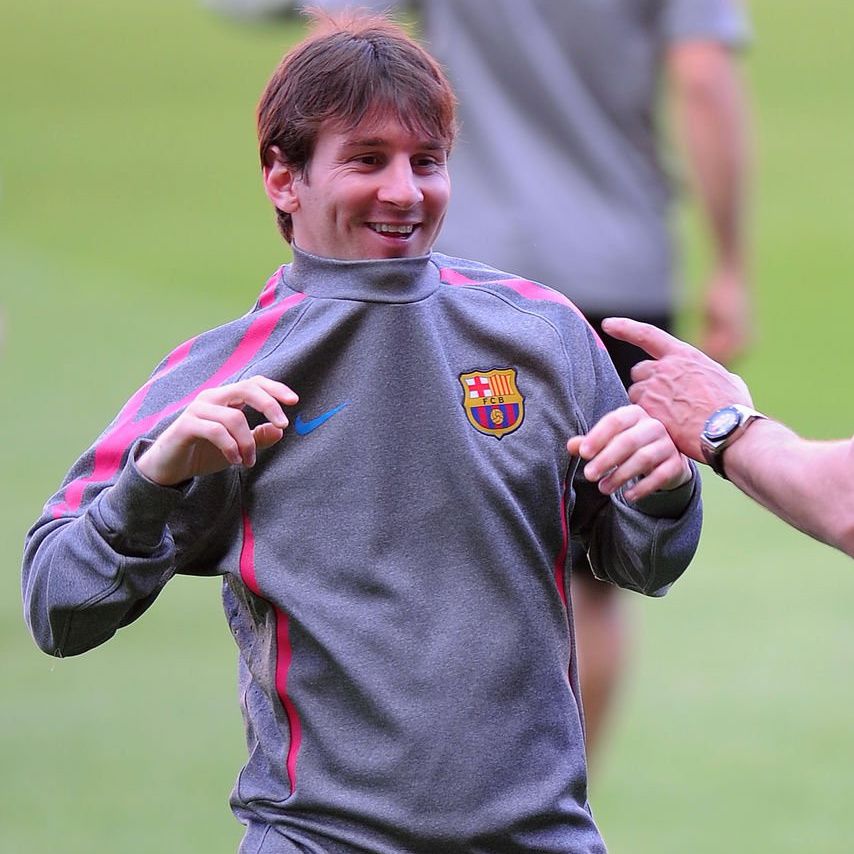 Messi Perfect Shots tweet media