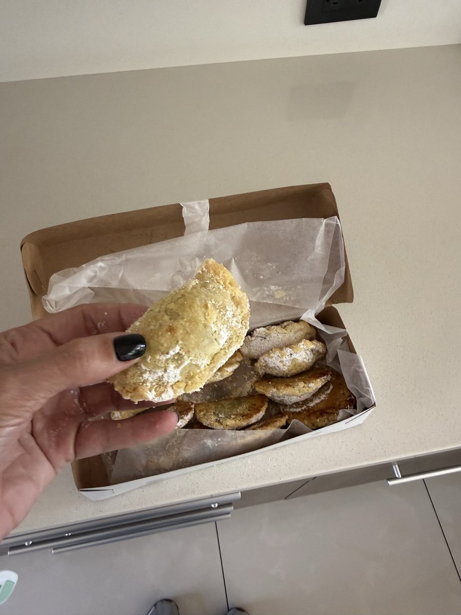 Elisa Retana tweet media