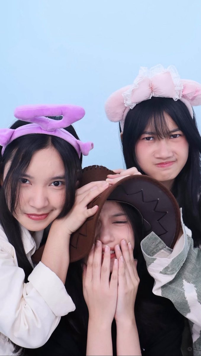 Out of Context Maira tweet media