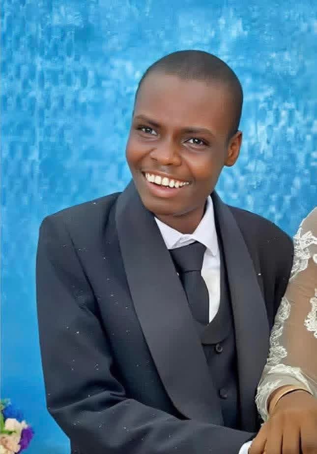 HE_VEEJ's tweet photo. Meet Aboy , the first Nigerian man to become a stepfather of 3 without his consent, and he’s always happy. https://t.co/BUKEoHOvqI