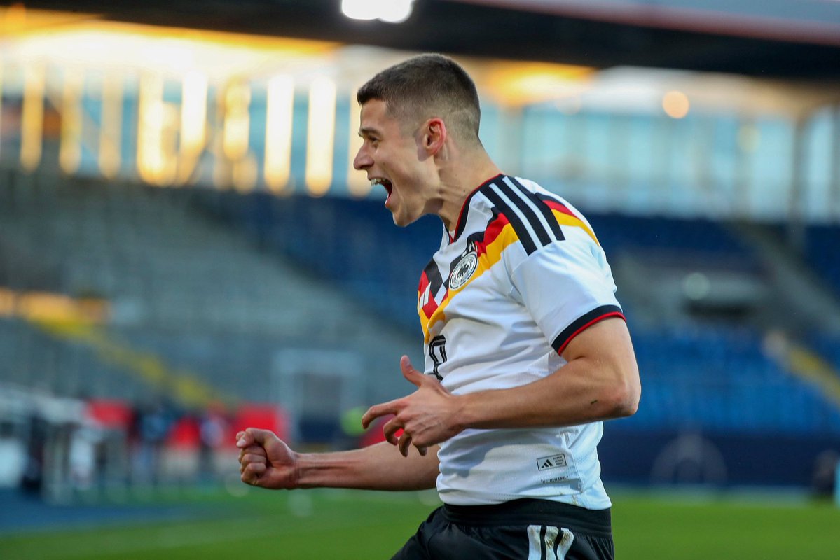 Unser Fußball tweet media