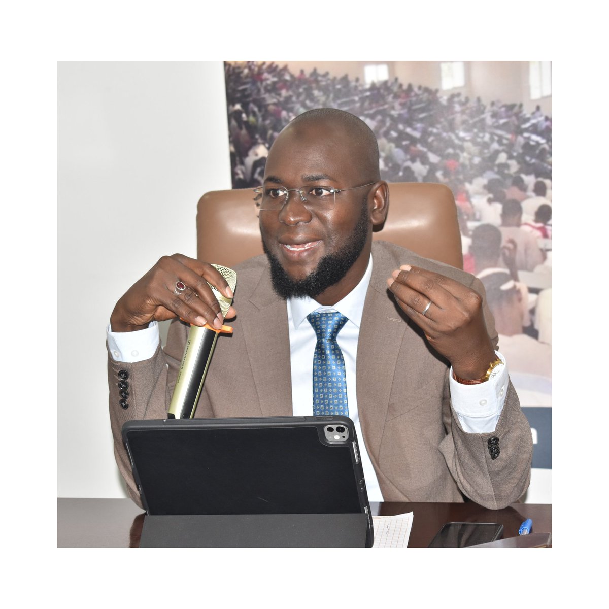 ANAQ-SUP tweet media