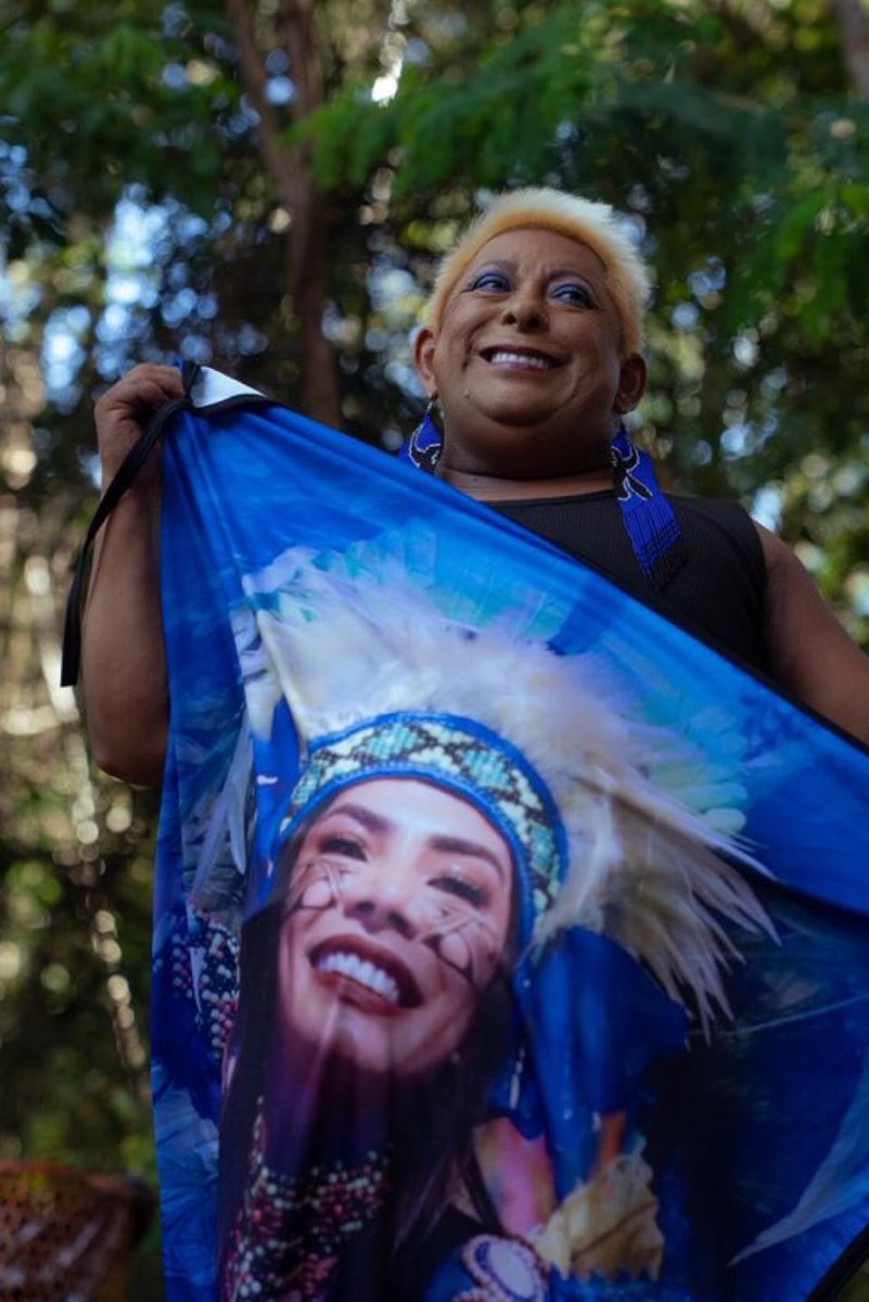 essa onda de * podia pegar todas as mulheres que tão defendendo o juliano