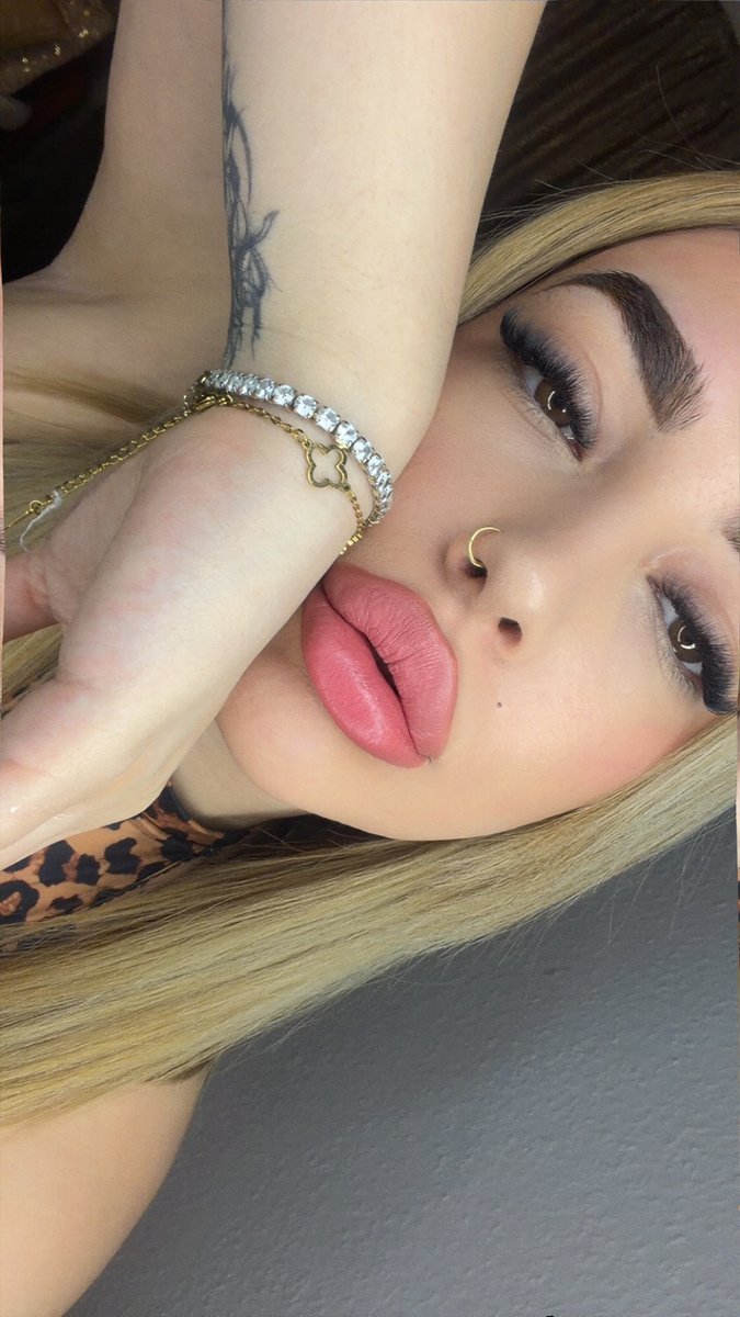 Godess Zara tweet media