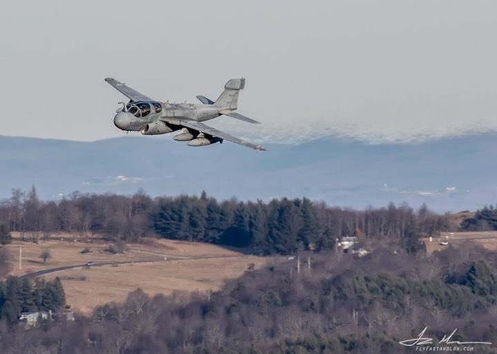 milavmedia's tweet photo. @aviationarchive Purpose built, Intruder &amp; Prowler have such attitude - especially down low. https://t.co/d3emU9mNvh