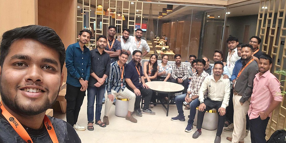 CraveInfotech's tweet image. Great to host our CEO Shrikant Nistane and President Vrushali Vee Nistane at our Pune and Nagpur offices. Meaningful conversations, strong alignment, and a shared focus on innovation, execution, and real impact.

#Leadership #TeamCulture #CompanyCulture #LeadershipVisit
