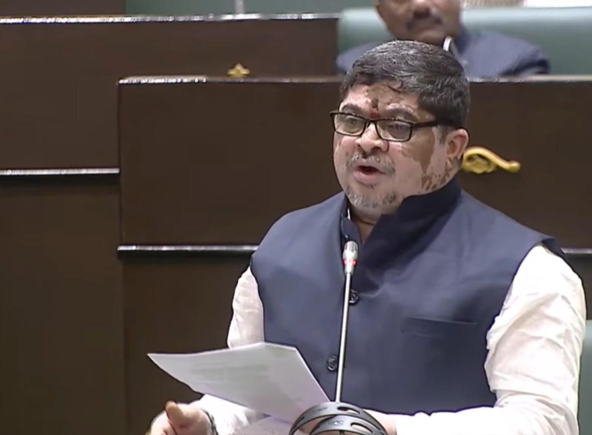 mdnisaruddin's tweet photo. Telangana government has introduced a Bill to curb hate speech and crimes, proposing up to 10 years in prison and a ₹1,00,000 fine. Under this law, these offenses would be classified as cognizable and non-bailable....... https://t.co/C8xHotRNWs