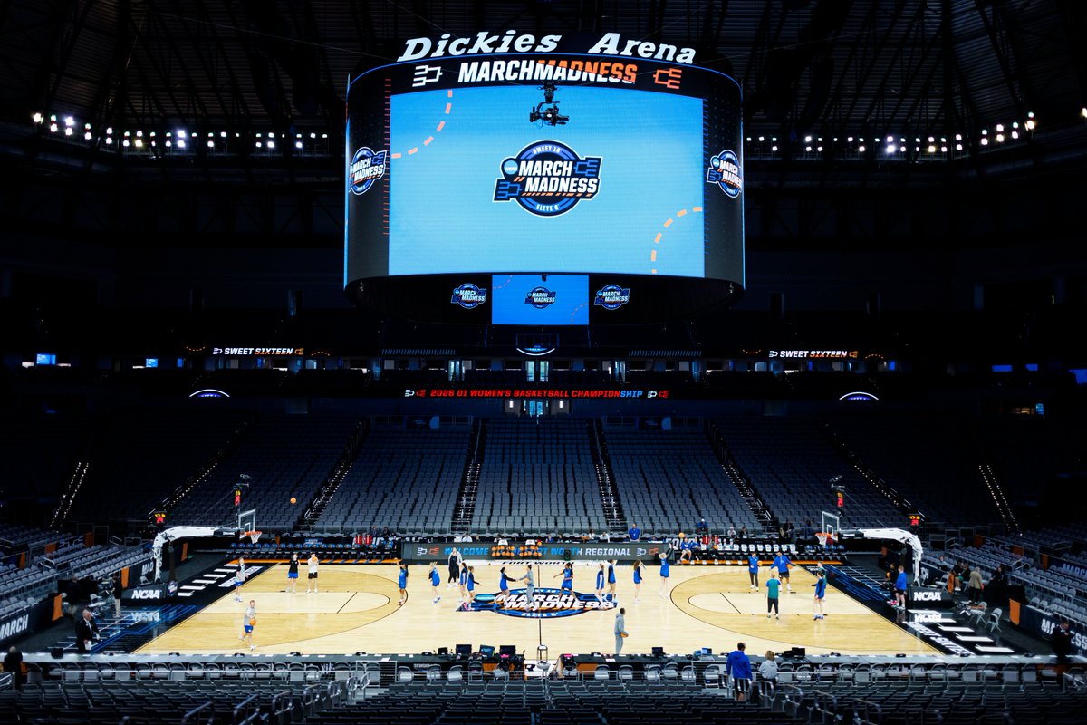_TylerRuth's tweet photo. Kentucky Women's Basketball prepares for the NCAA Women's Sweet 16. https://t.co/JwCQ6bN2pt