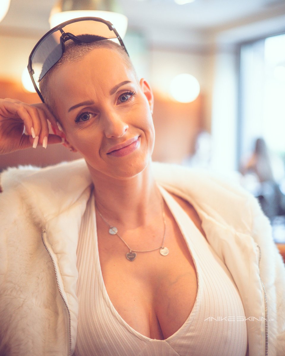 AnikeOfficial's tweet image. I simply I 🥰

#Thoughts #Life