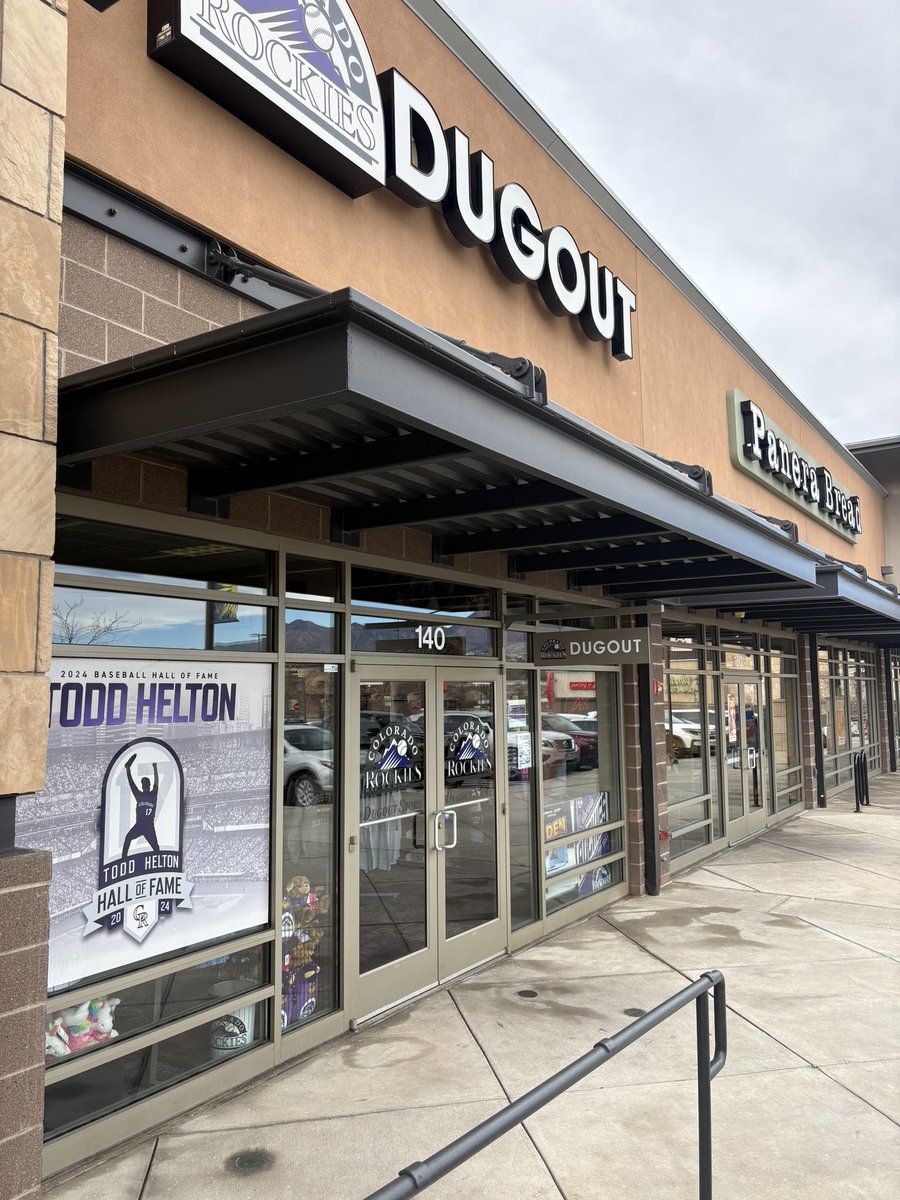 Rox Dugout Stores tweet media