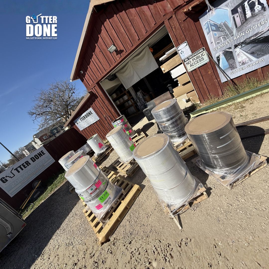 GutterDoneIdaho's tweet photo. Stacking up to keep your costs down! 🪜 Aluminum prices are always on the move, so we’re stocking up now to ensure we can keep offering the best rates in Idaho. When we save, you save. That’s how we get it #GutterDone.
#GutterDoneIdaho #IdahoHomes #GutterExperts #Gutterservices https://t.co/DmvBuaCA0W