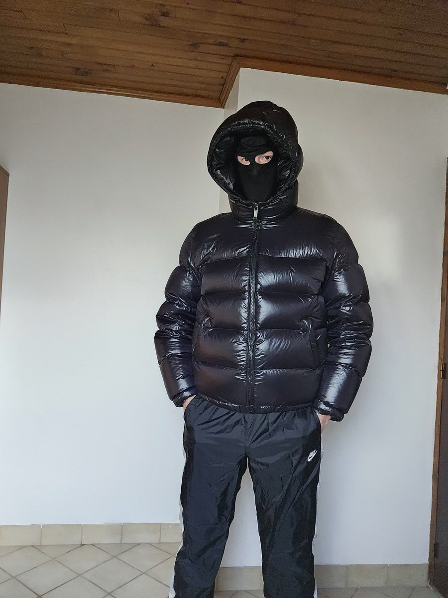 Puffer_Boy_ tweet media