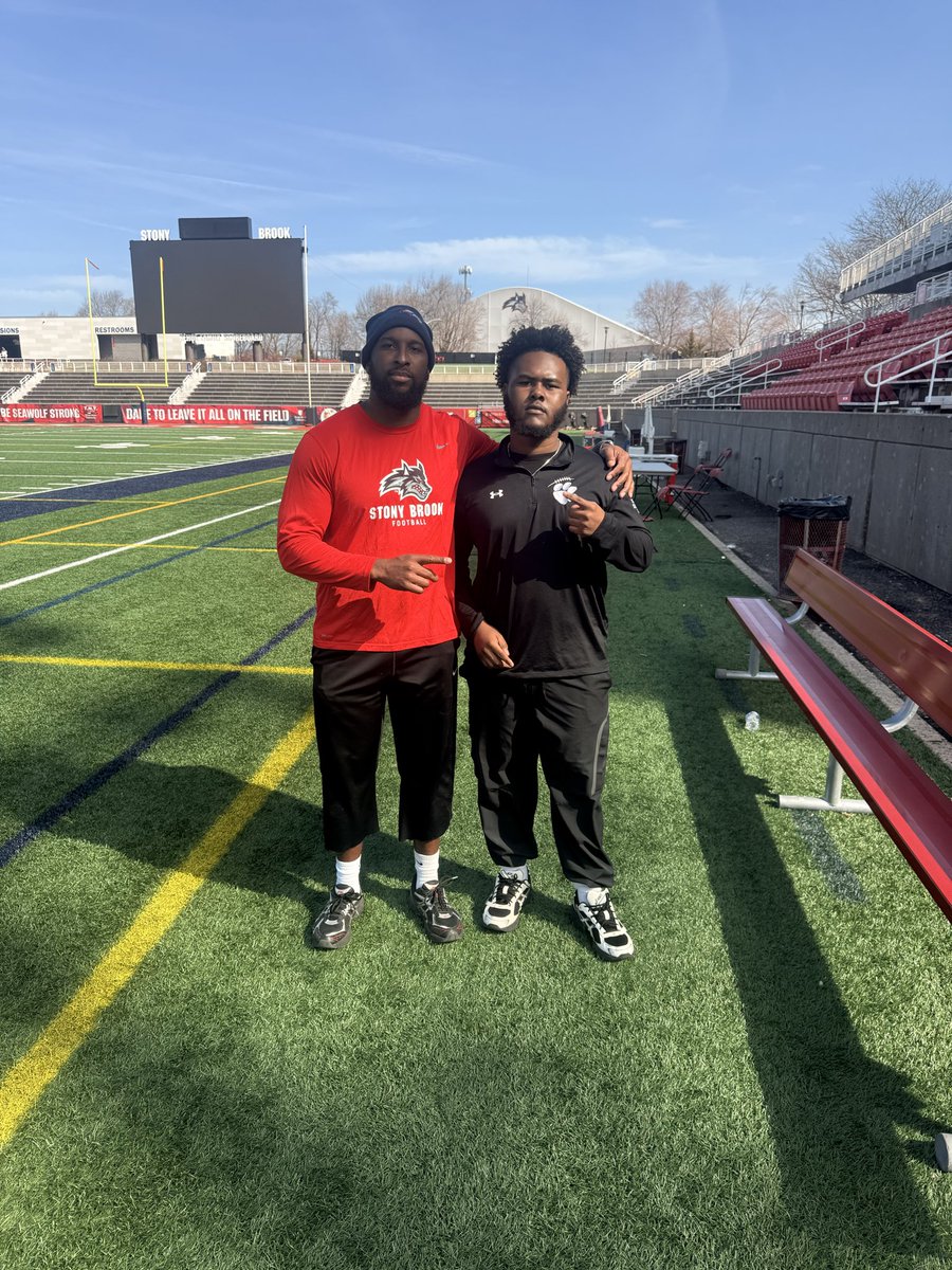 Emirgree25's tweet photo. Enjoyed my experience today at The University of Stony Brook @CoachHamm17 @StonyBrookFB https://t.co/mxmwSTnAQm