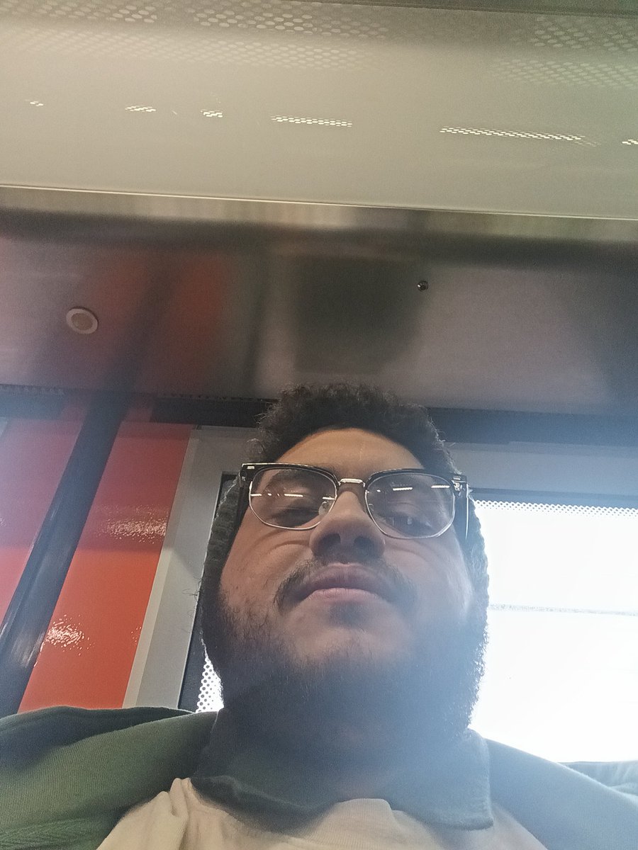 Hace mucho calor, aiuda