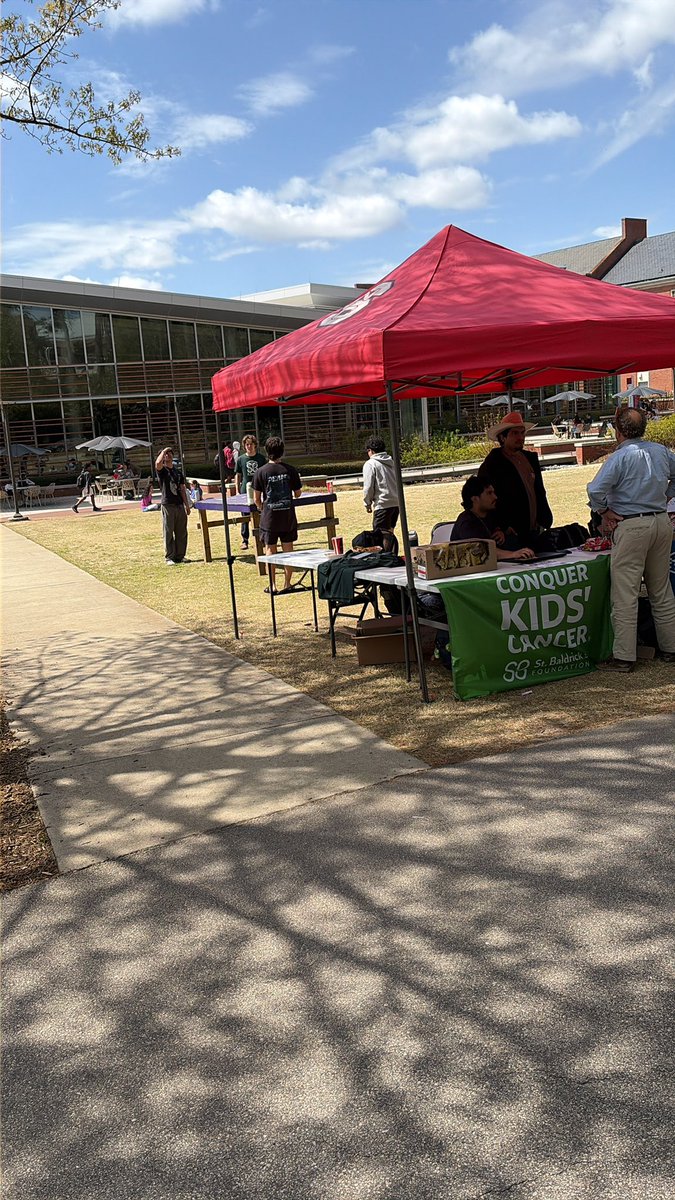 Sack “slayer” Lodge tweet media