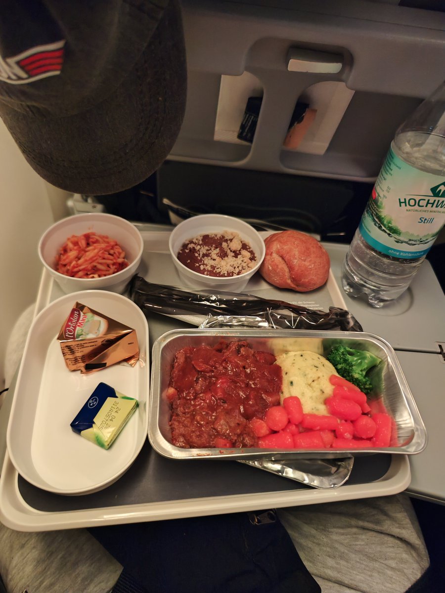 Portu ✈️ tweet media