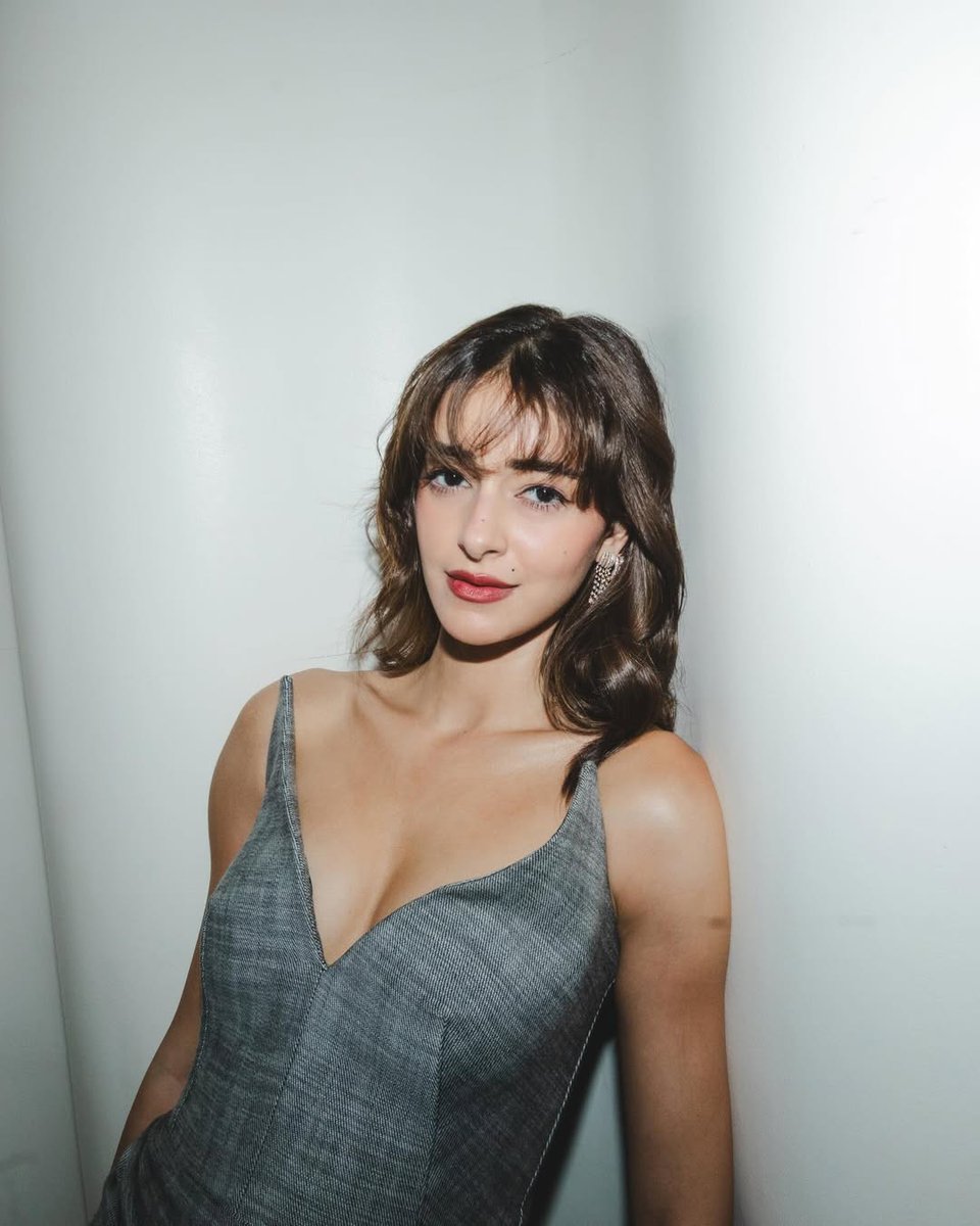 CelebsLine tweet media