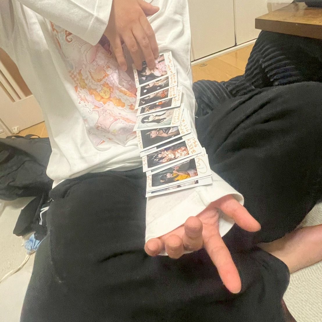 コウシテ tweet media