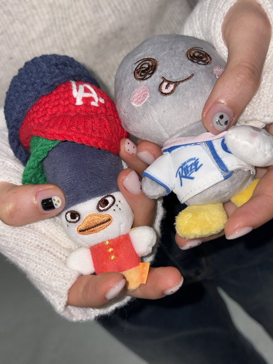 물개반 수달 tweet media