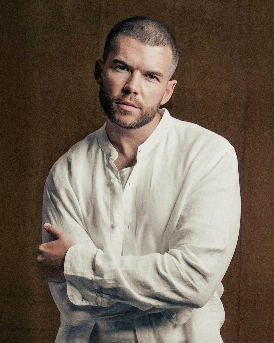 lukeynewtsm's tweet photo. LUKE NEWTON X HOUSE OF McQUEEN https://t.co/yAtljZoLyb