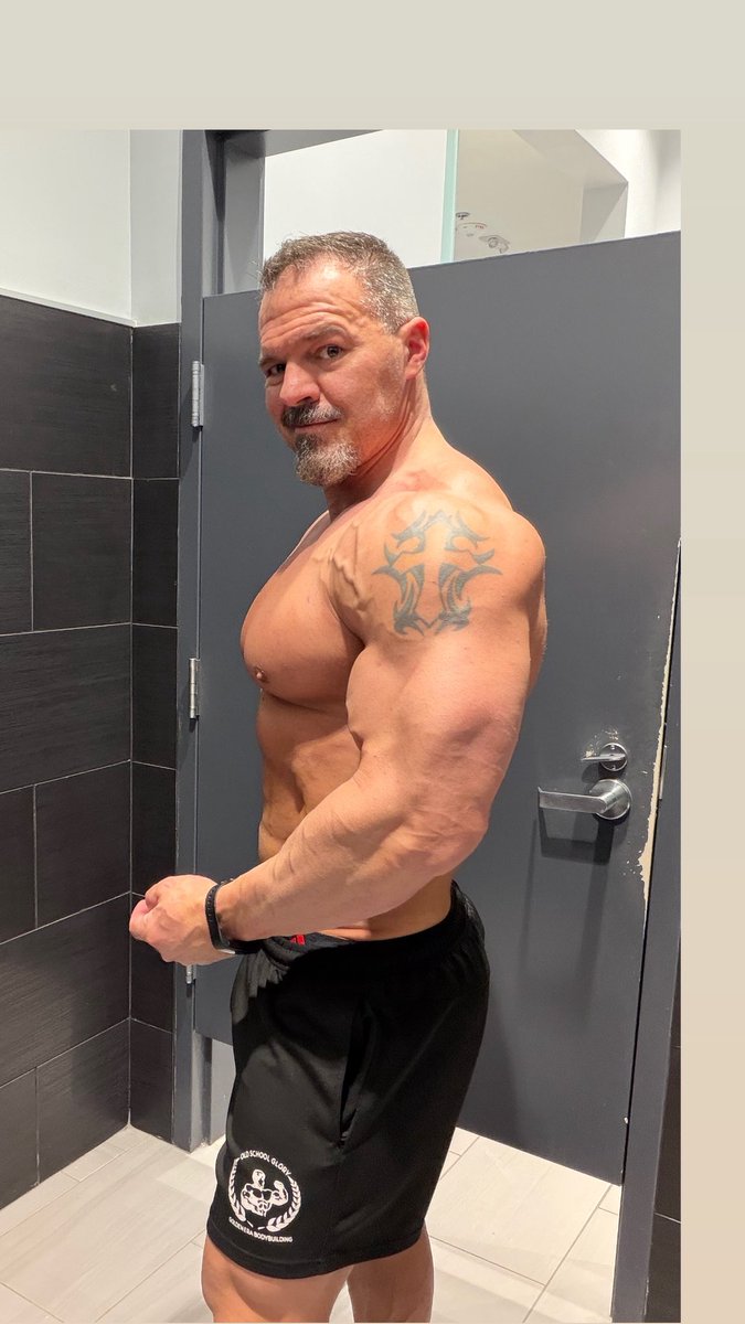 dredlifter tweet media