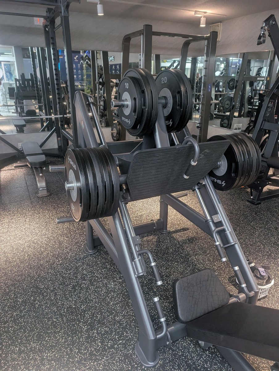 🛐ᑕᖇᗩᘔY🛐 tweet media