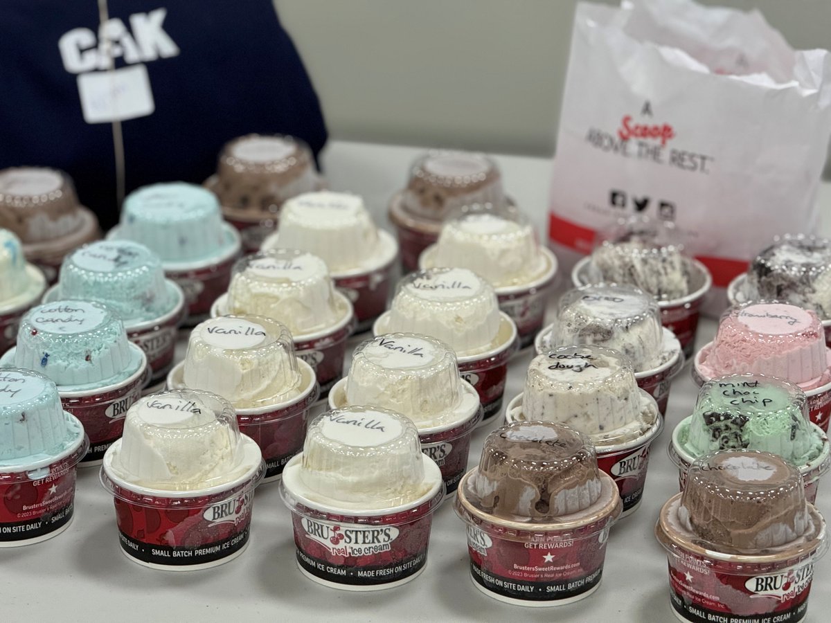 Shoutout to the team that makes CAK a better way to go! ✈️ We celebrated at our Employee Appreciation Luncheon with Swenson’s, Bruster’s, and lots of #330ShirtDay community pride. 3⃣3⃣0⃣