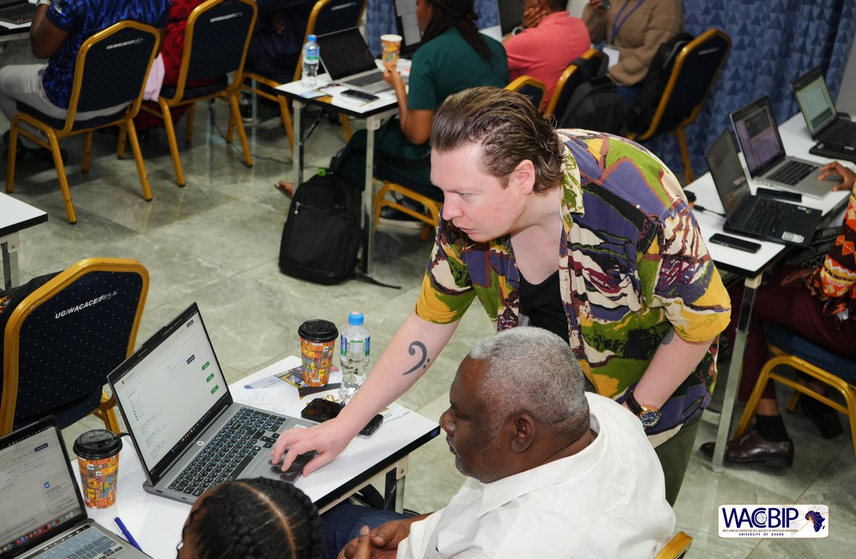 WACCBIP_UG's tweet photo. Viral Sequencing and Bioinformatics Workshop Day 4!
For today’s activity, participants are focusing on the bioinformatics aspect of their sequencing work, exploring how raw data is transformed into meaningful insights. They are working through quality control, building consensus sequences, and performing sequence alignment and phylogenetic analyses, with emphasis on interpreting the trees to draw informed conclusions.

#ViralSequencing #Bioinformatics #NextGenerationSequencing