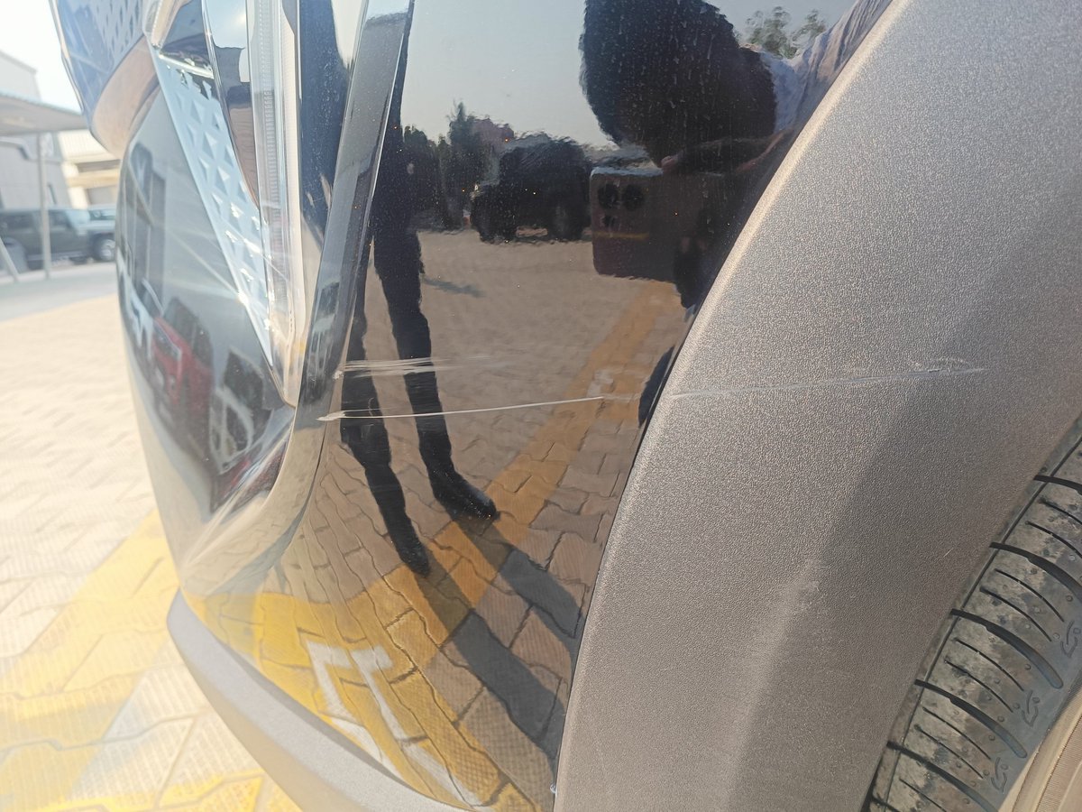 Ashish27y's tweet photo. Dear @anandmahindra, owning a Mahindra XUV 3XO was a dream moment for me. After completing payment and TR, I went to see my car before delivery and noticed scratches on bumper.Showroom assured to repaint it, but seeing a brand-new car needs repainting was honestly heartbreaking. https://t.co/UcXNzVplWo