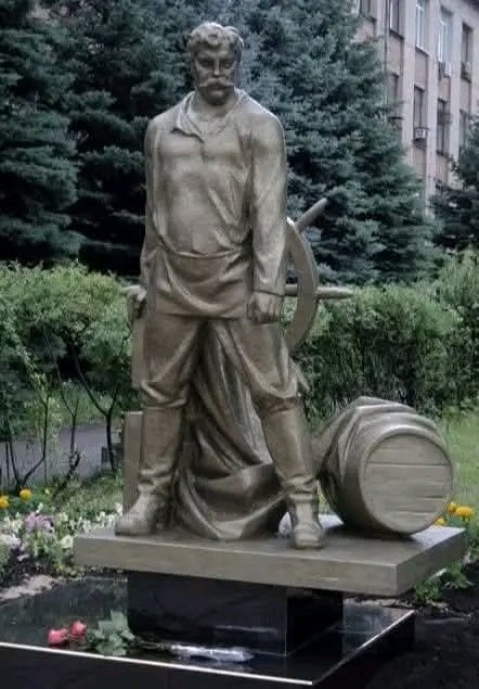 30 марта 1970 года впервые на экранах был показан фильм "Белое солнце пустыни".