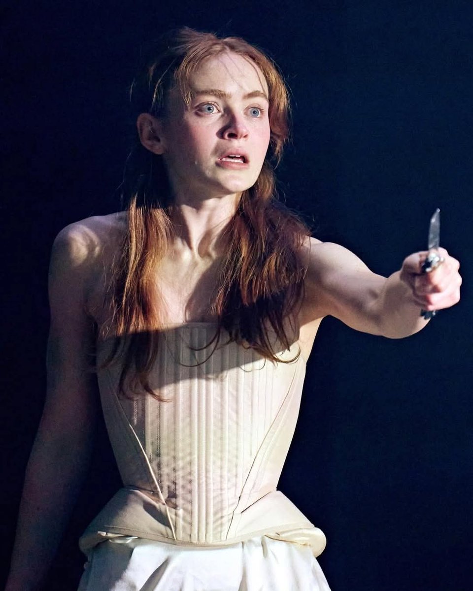 Celebs Media tweet media