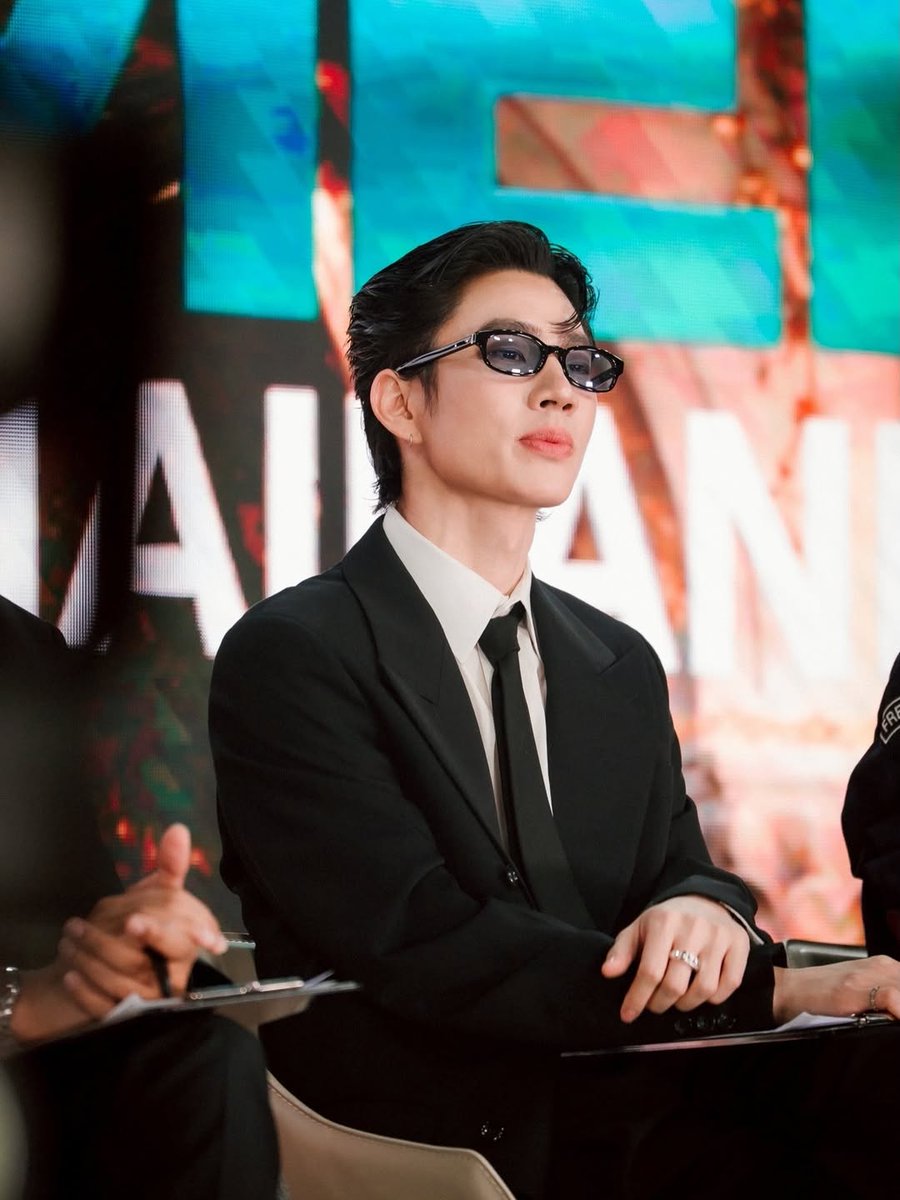 Jumpol Archive🗃️ tweet media