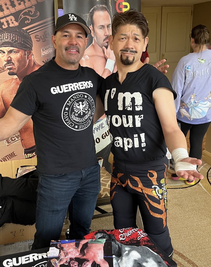 コウジ（KOJI）@公認偽サイモン・ゴッチ tweet media