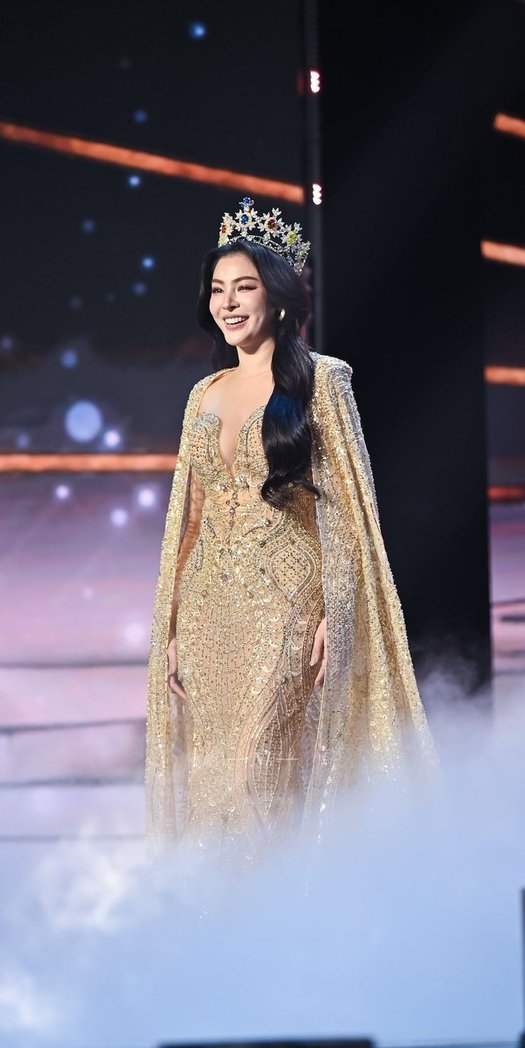 ALEXA🍃 tweet media