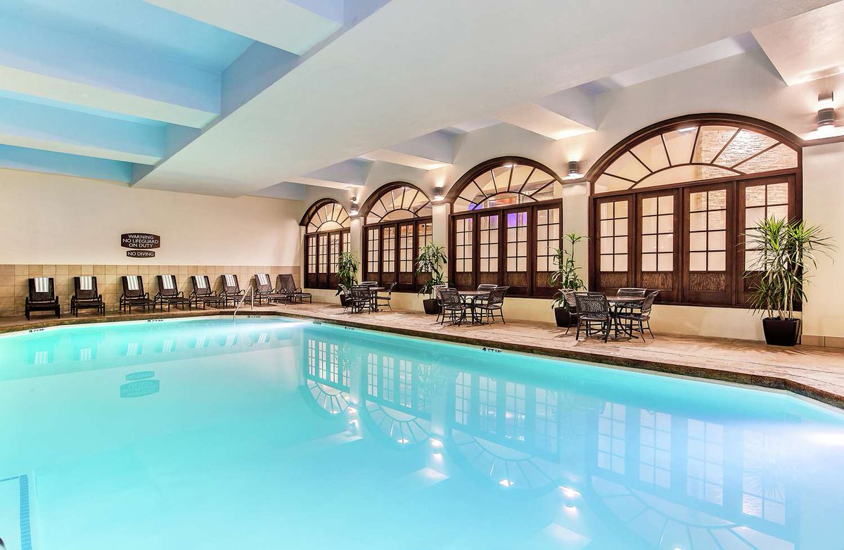 Embassy Suites by Hilton Nashville Airport tweet media