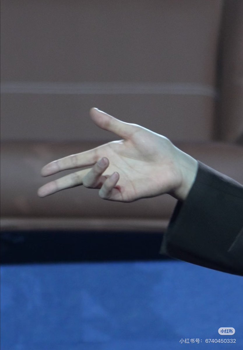 iukoink77_ tweet media