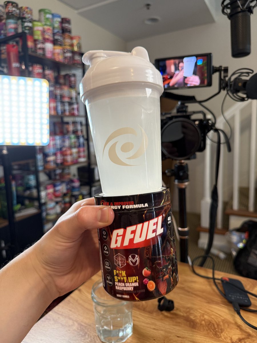 Shock! 🥭🍋 tweet media