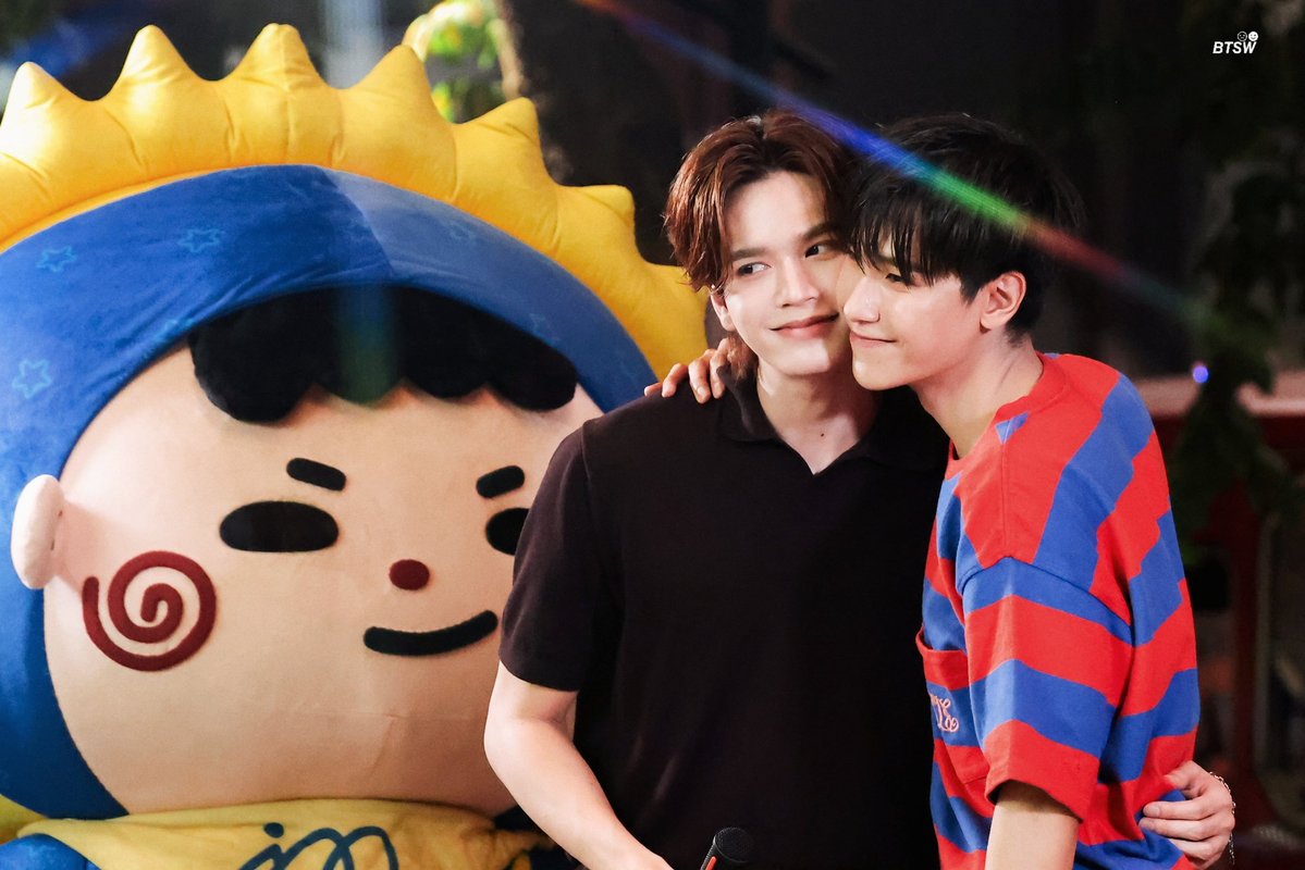 𝘽𝙏𝙎𝙒 (2) tweet media