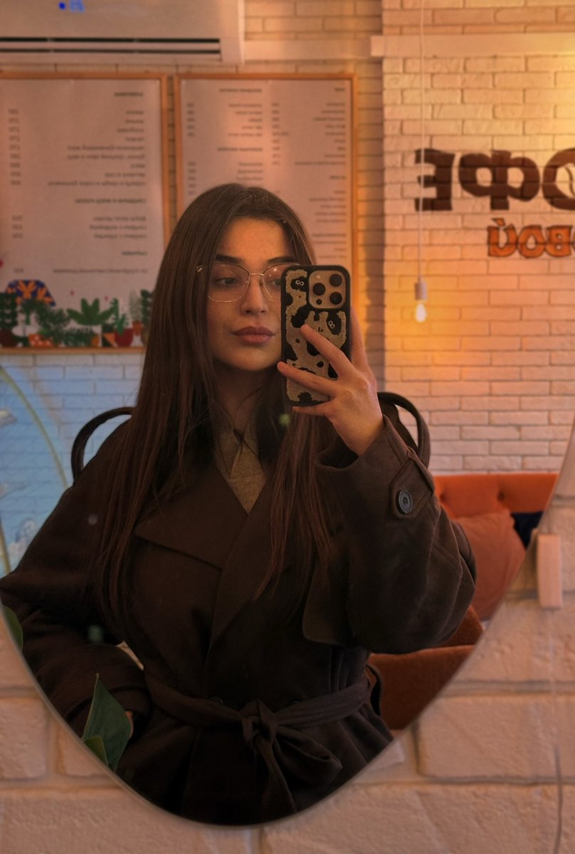 камилфа tweet media