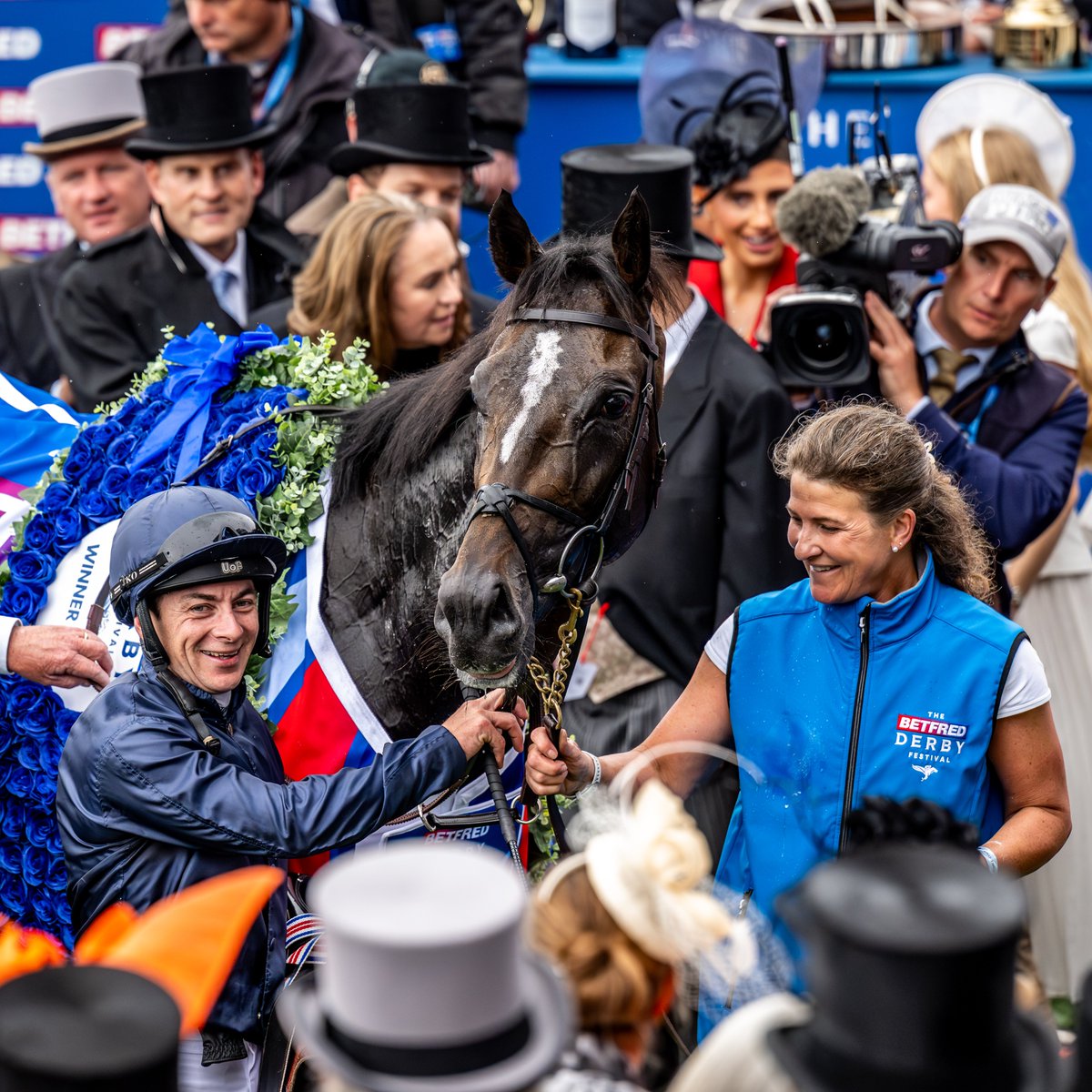 Epsom Downs Racecourse tweet media